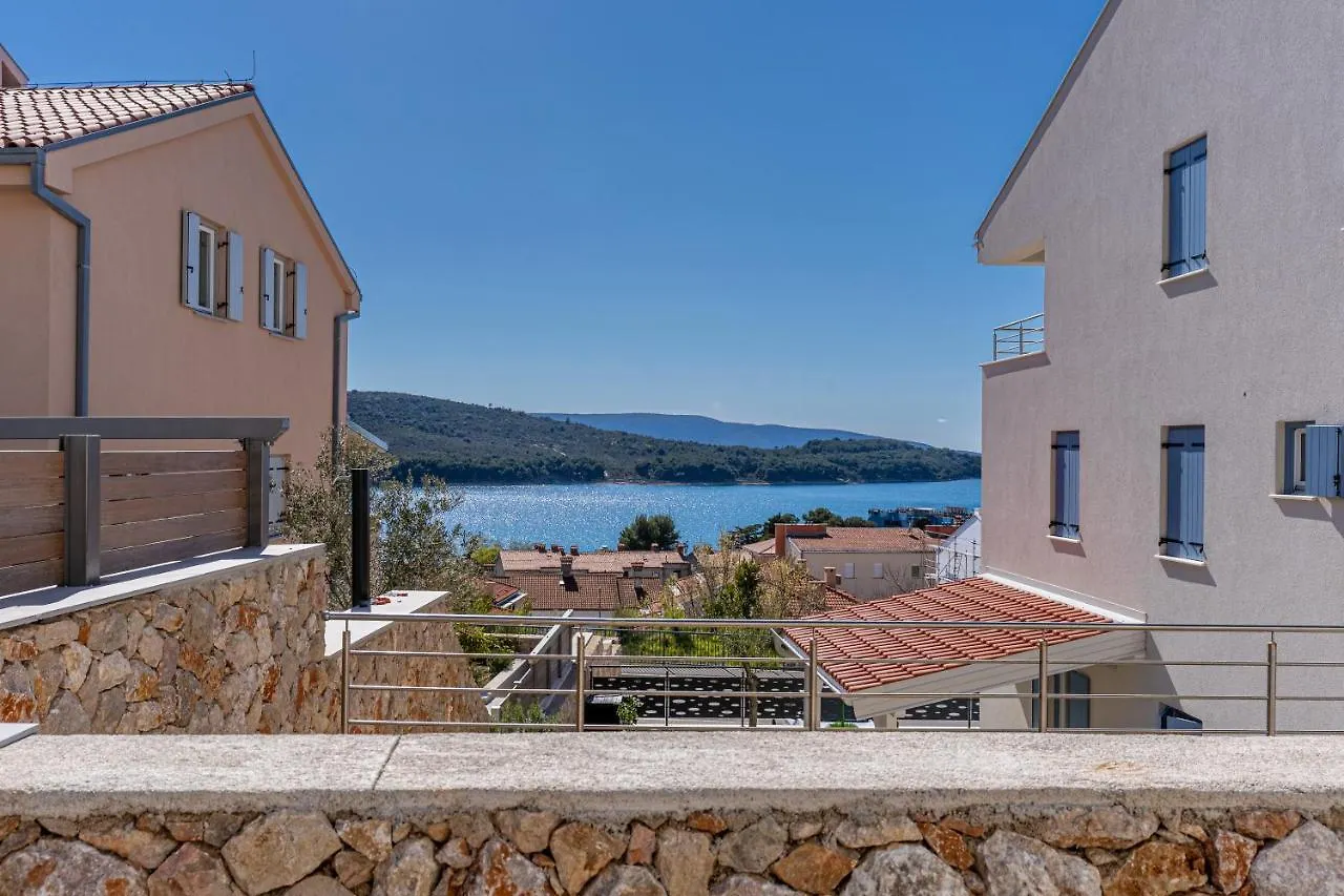 Sea Paradise Cres