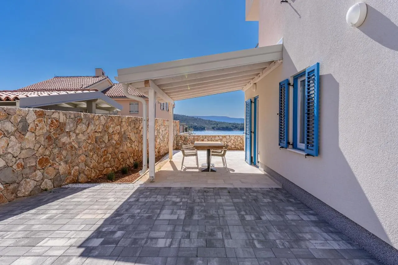 Sea Paradise Cres Apartment